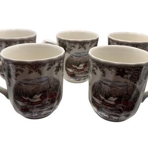 Queen's Country Village set of 5 cups/ coffee mugs